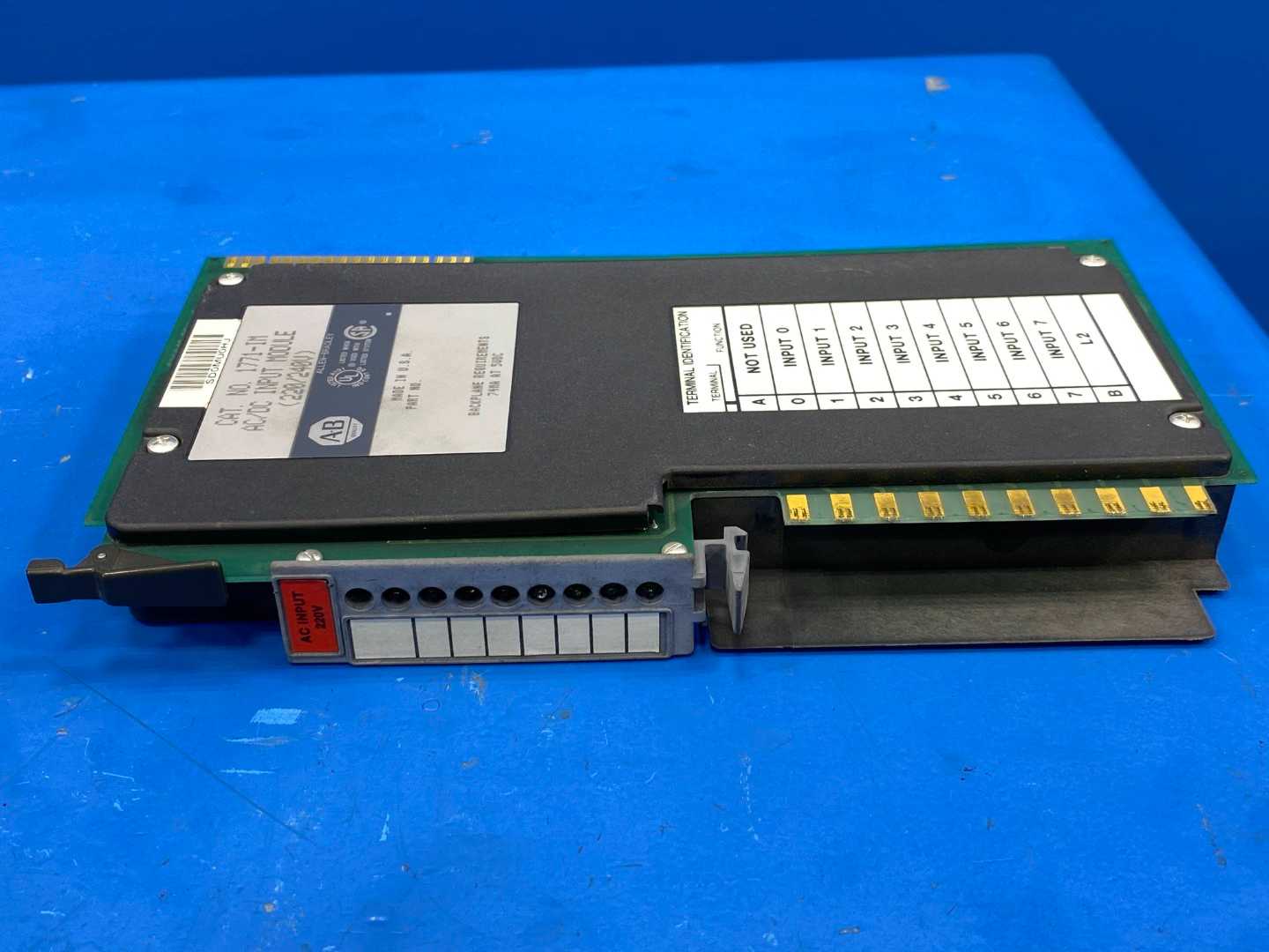 Allen-Bradley 1771-IM AC/DC Input Module (220/240V) 