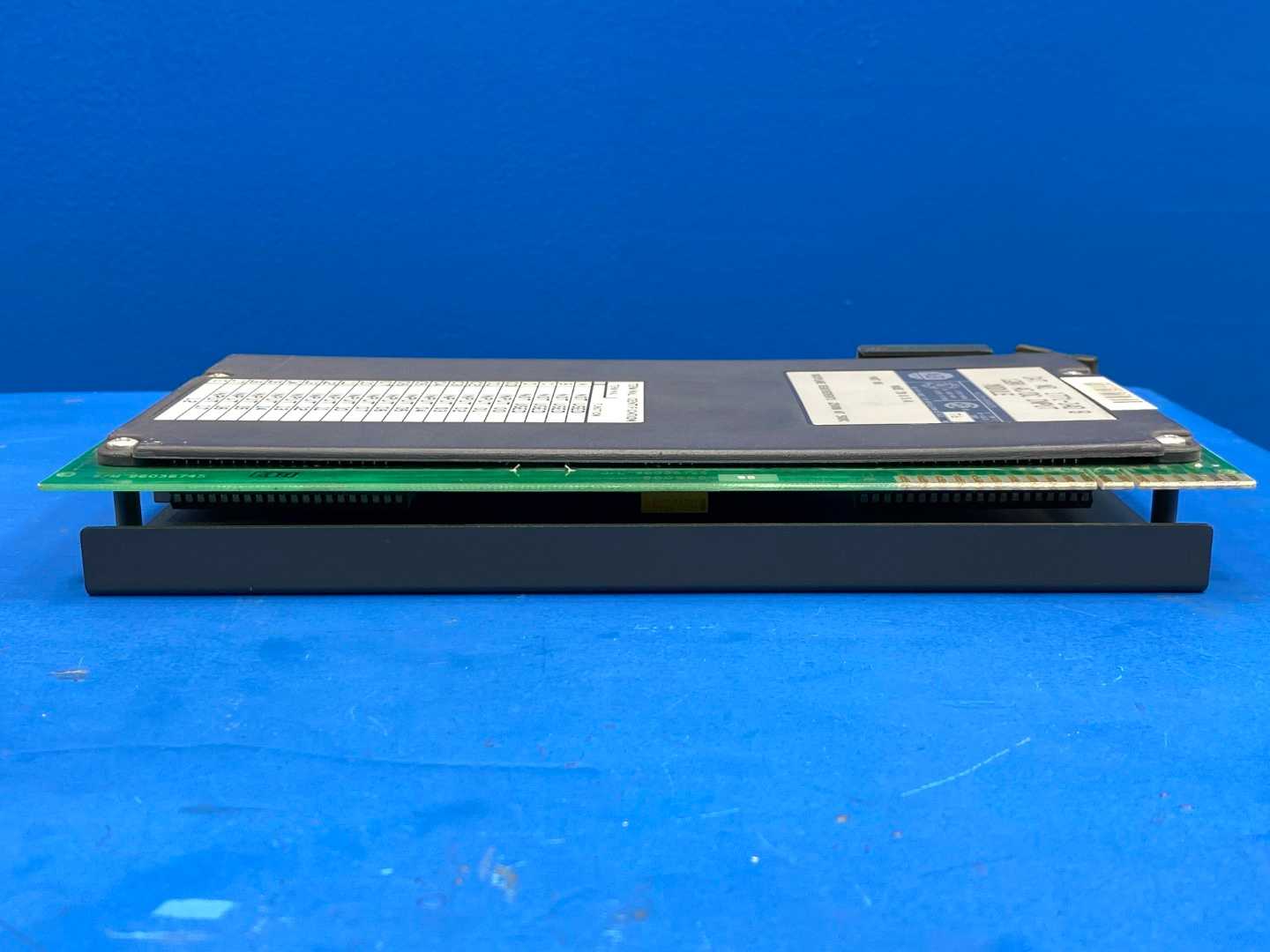 Allen-Bradley 1771-IAD B 120V AC/DC Input Module T6