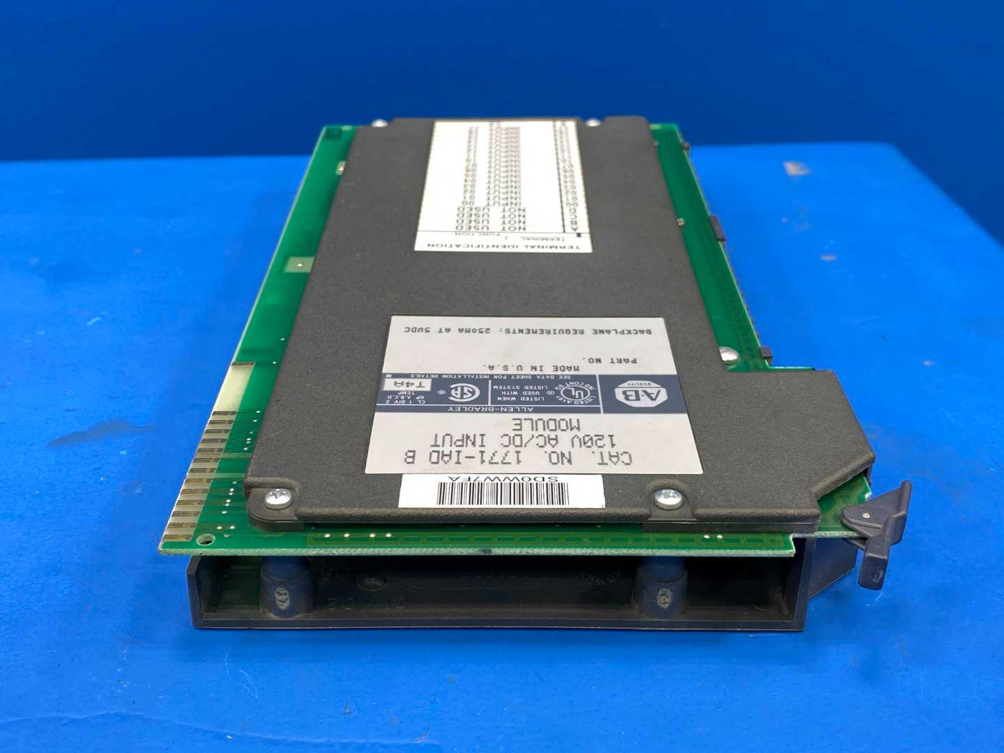 Allen-Bradley 1771-IAD B 120V AC/DC Input Module T4A