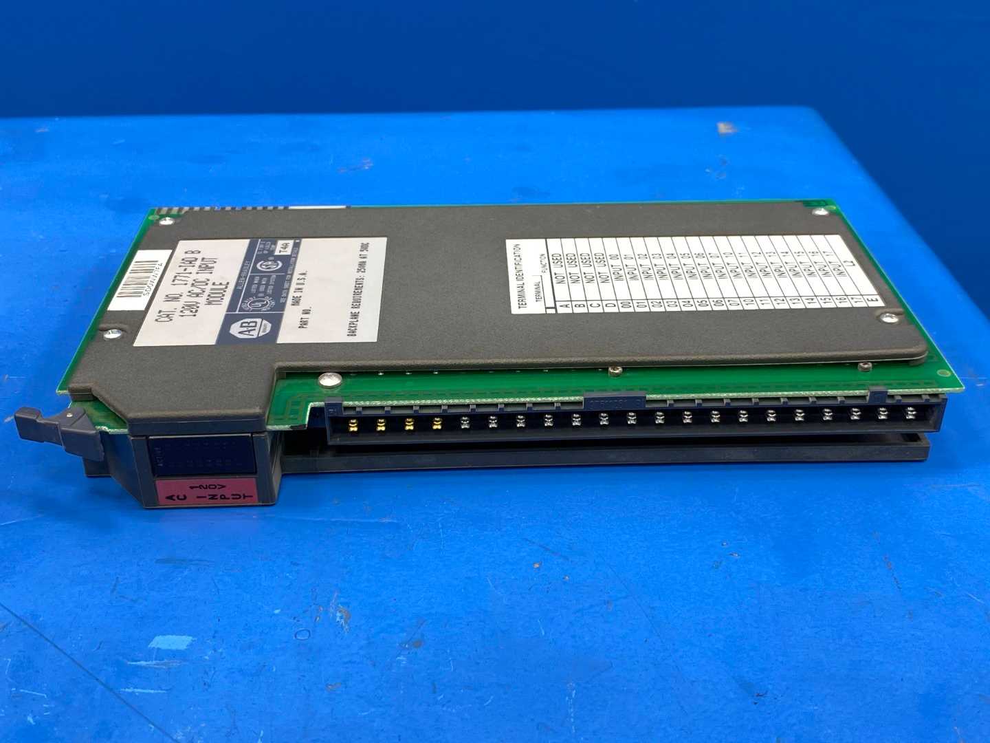 Allen-Bradley 1771-IAD B 120V AC/DC Input Module T4A