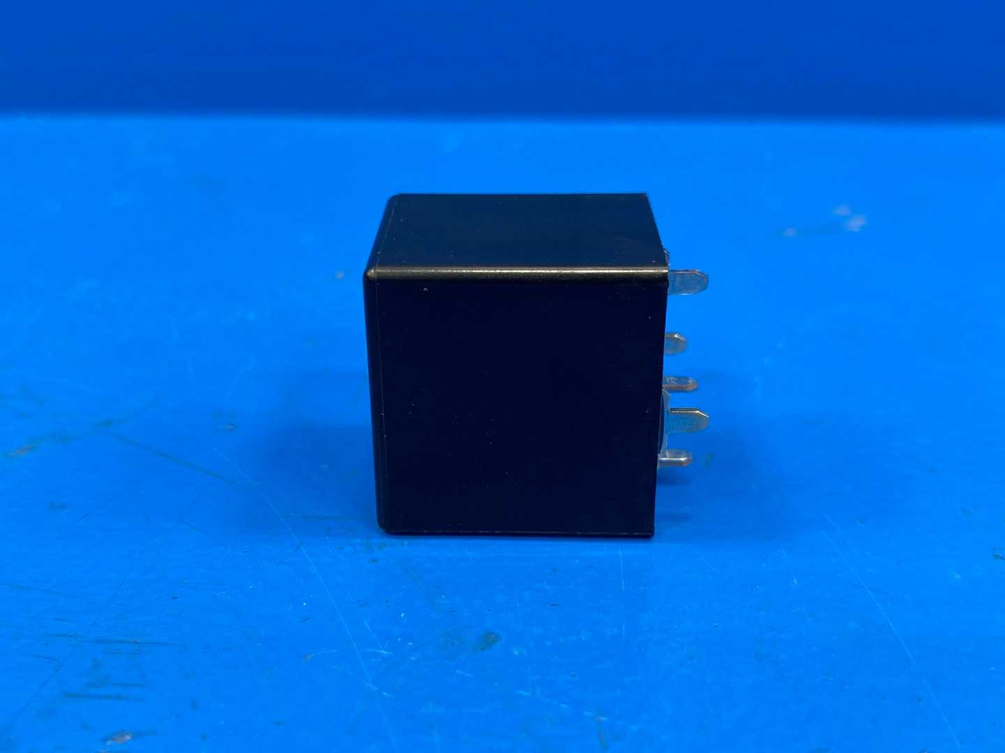 NAiS CB-Relay CB1-P-24V ACB13102 - 1 relay only, not the box