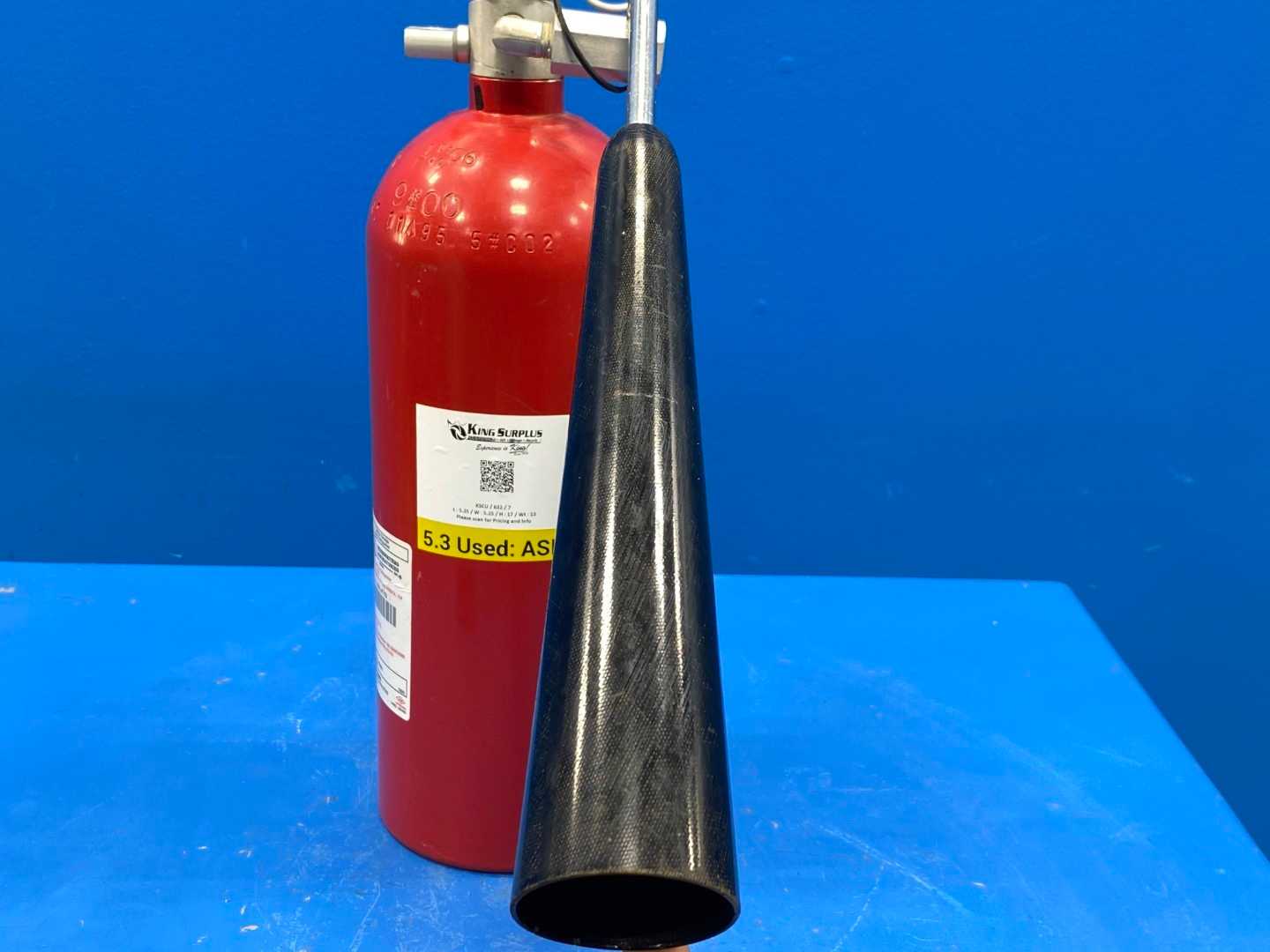 WALTER KIDDE Model Pro 5 BC 5 LB Fire Extinguisher