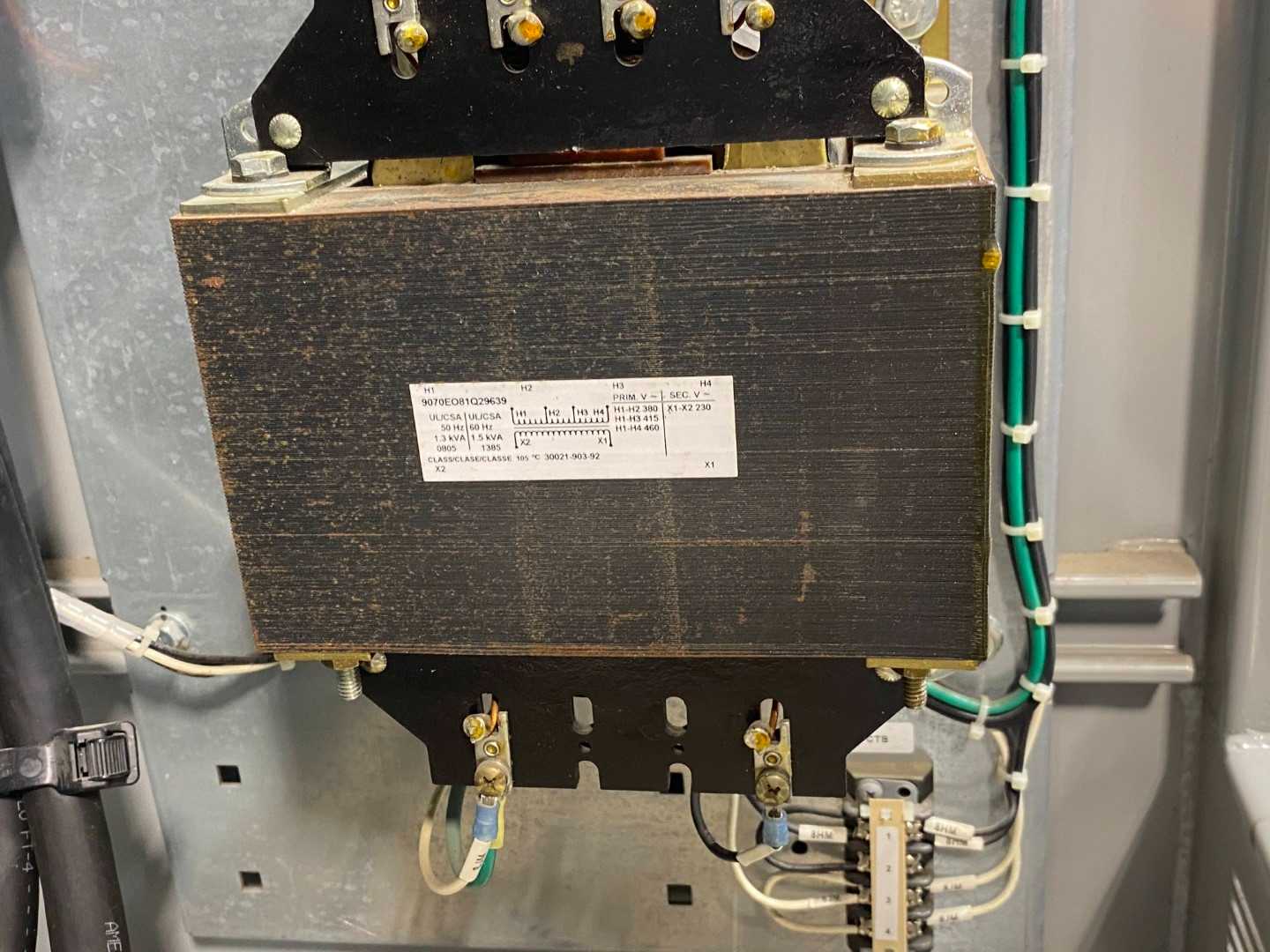 Toshiba G3 B451K40CCI Transistor Inverter - VTI30S3-451KP12 ASD/VFD - High-Efficiency Power Control