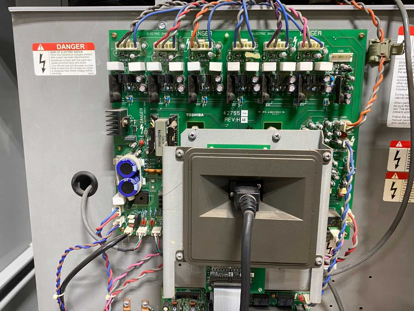 Toshiba G3 B451K40CCI Transistor Inverter - VTI30S3-451KP12 ASD/VFD - High-Efficiency Power Control