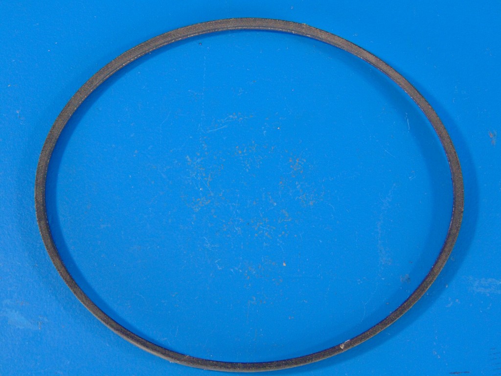 V BELT P/N:3L-330/M-33