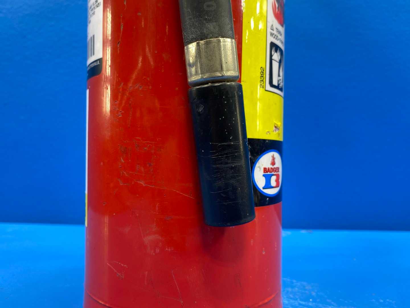 BADGER B5M ABC 5LB Fire Extinguisher