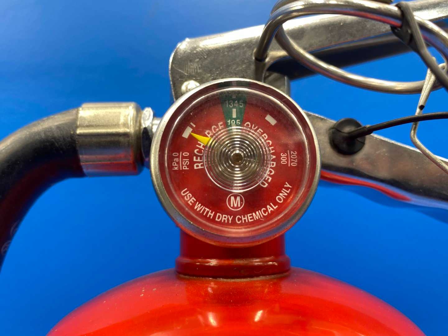 BADGER B5M ABC 5LB Fire Extinguisher
