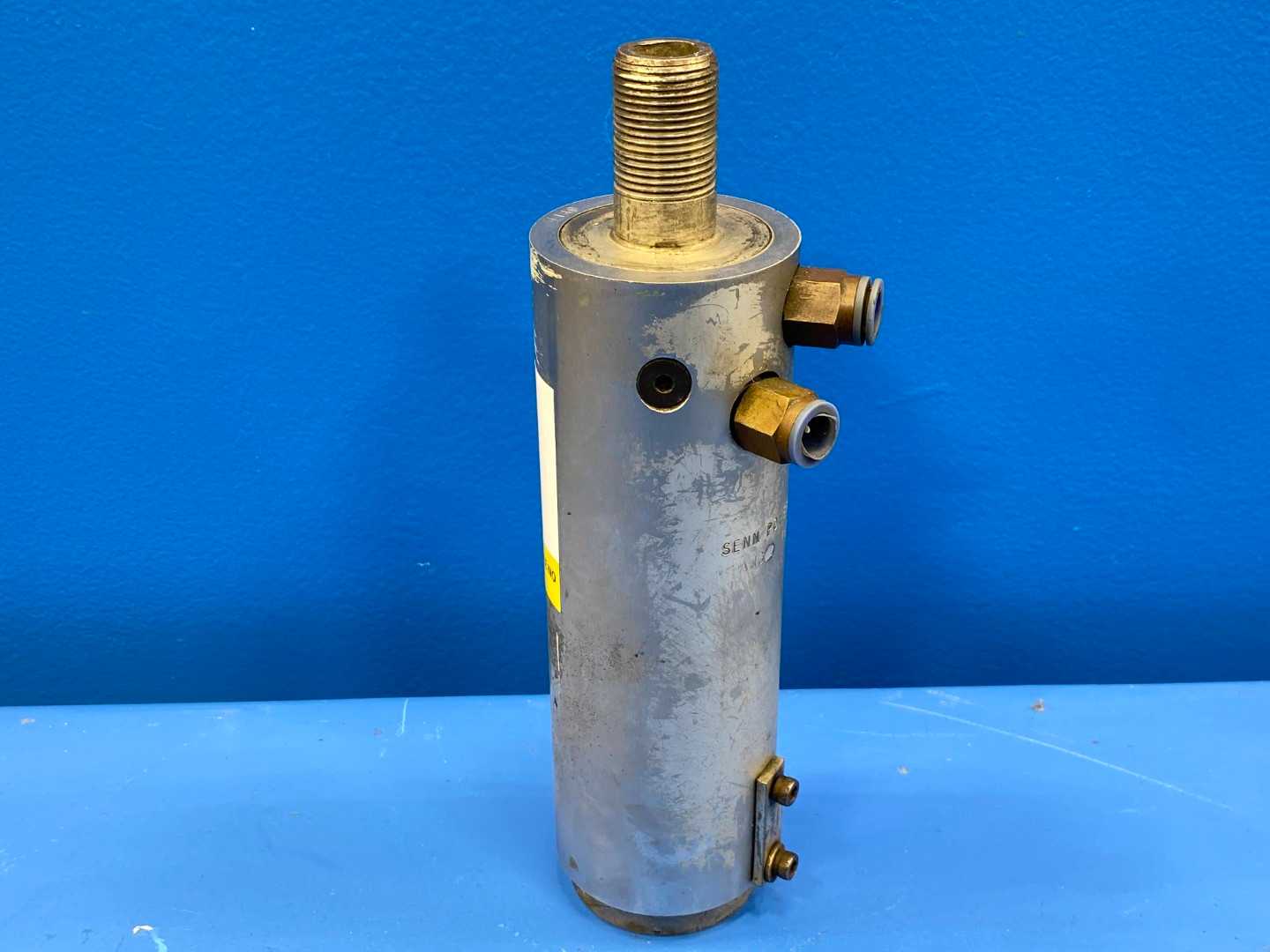 MILCO SENN POWER CYLINDER AWG 753-A 3-86