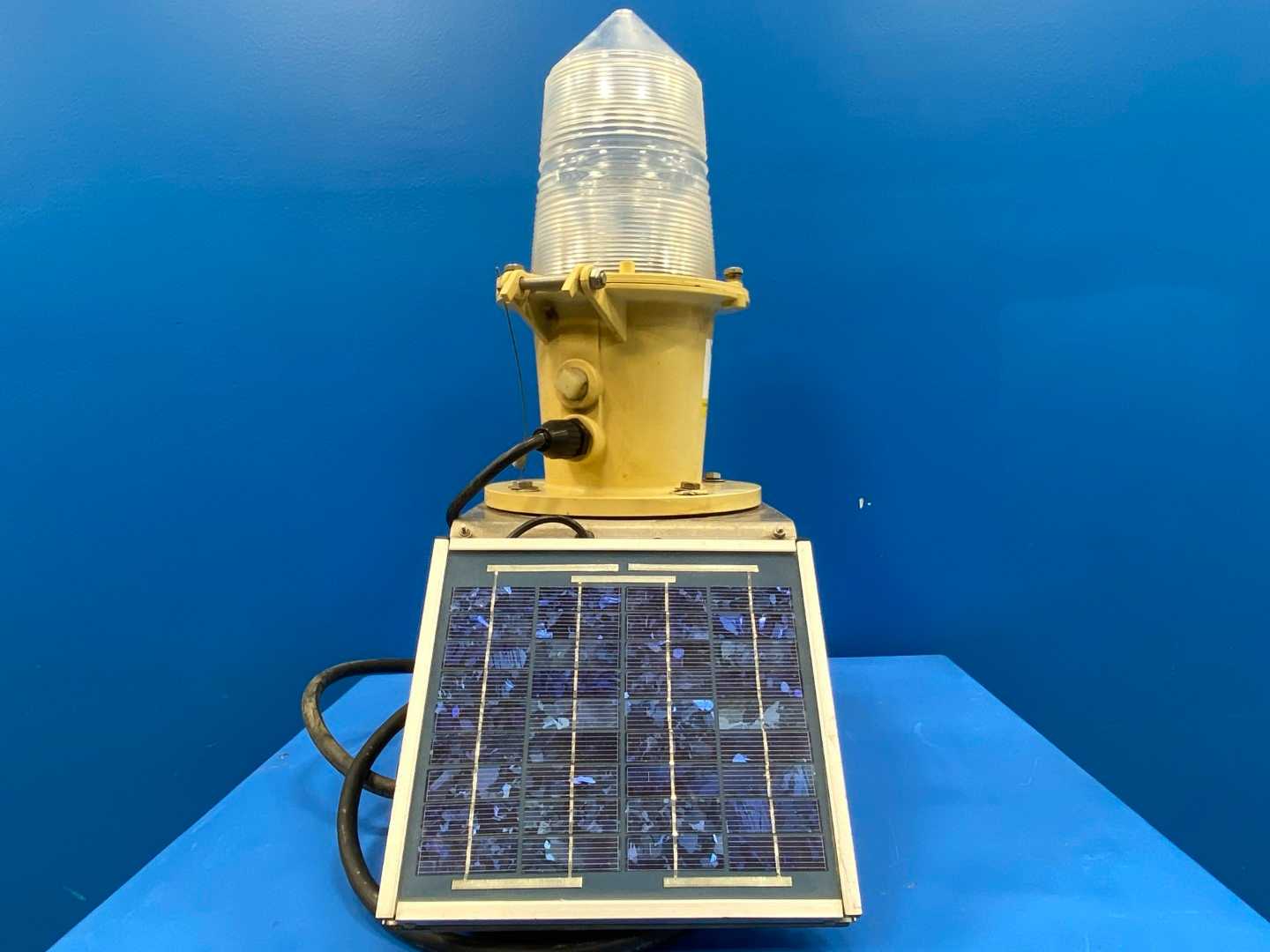 Solar-Cell Marine Signal Lantern FA-249 FA-229 W/ APCL 5 FLASHCHANGER