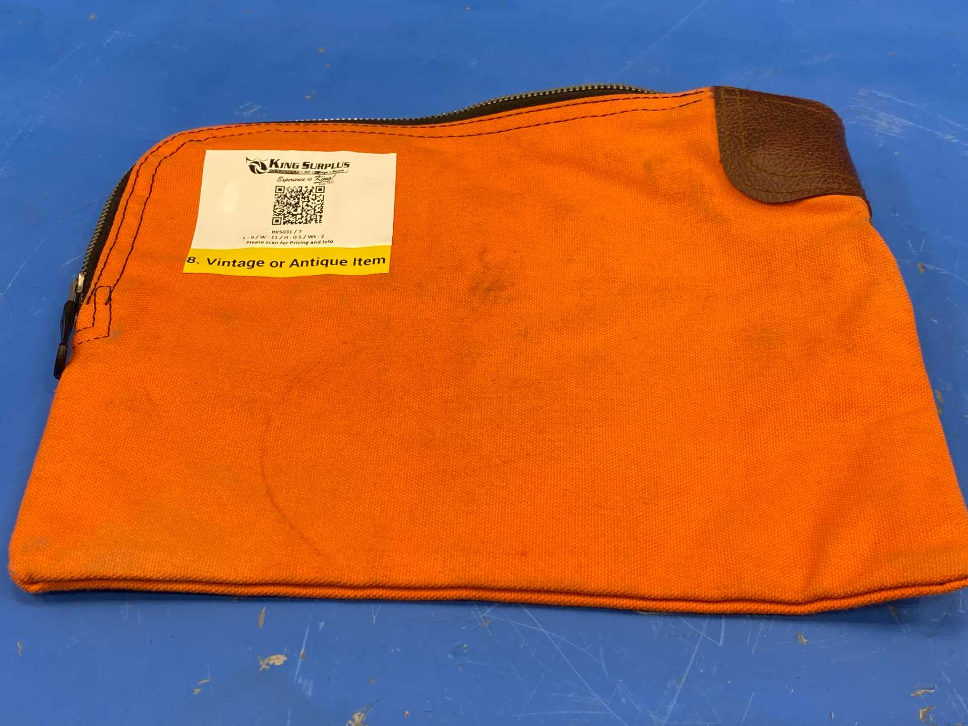 Vintage University of Texas Bank Bag Rifkin Safety w/ Arcolock 9"x11" (Orange)