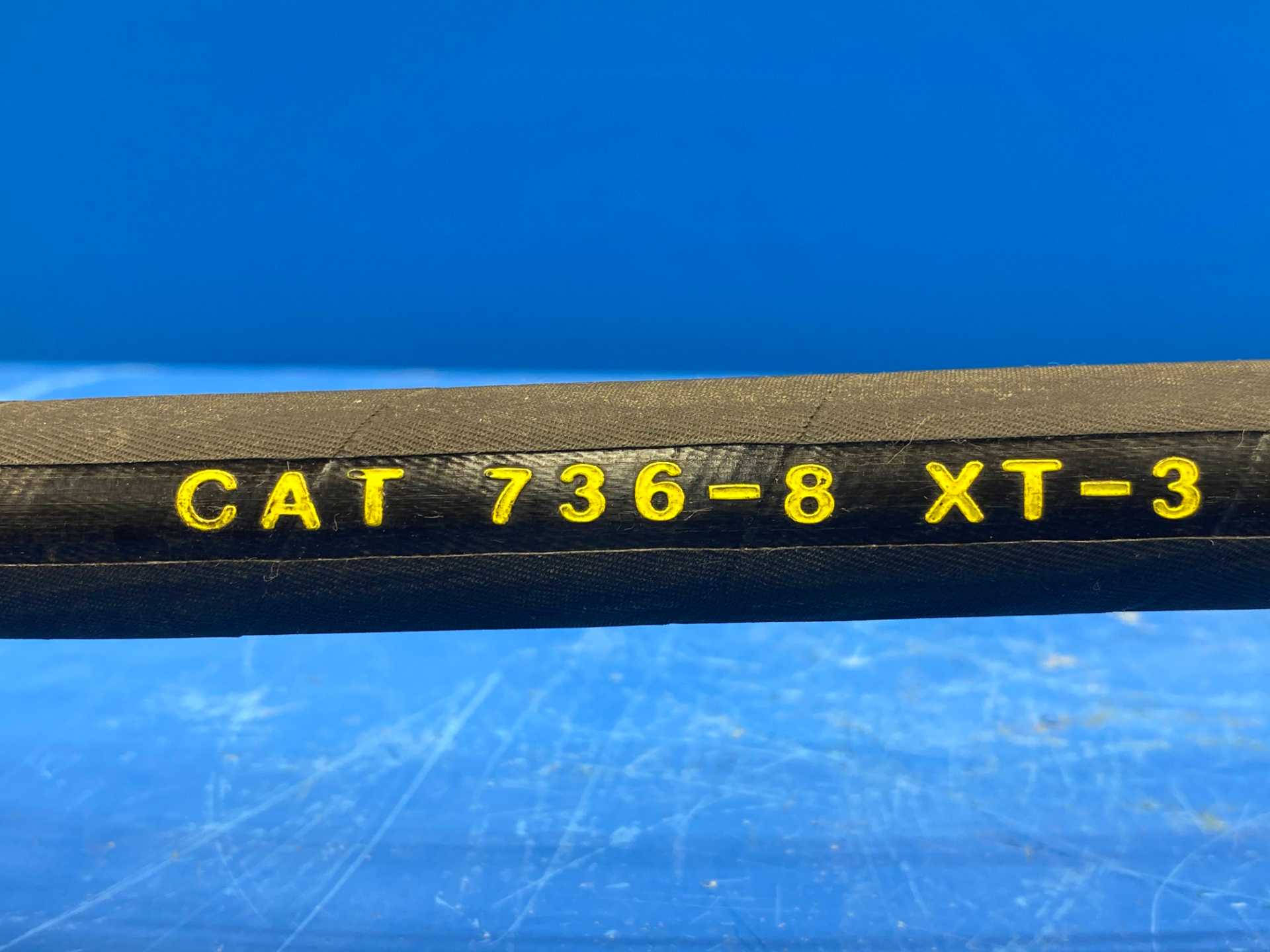 CAT NEW 736-8 / XT-3 ES165-0017 (1/2") I.D. X 27.5" 4000PSI