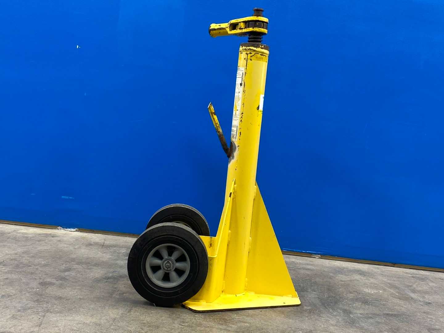 Vestil SP-TOP-R Steel Ratchet Trailer Stabilizing Jack 100,000 lbs Capacity