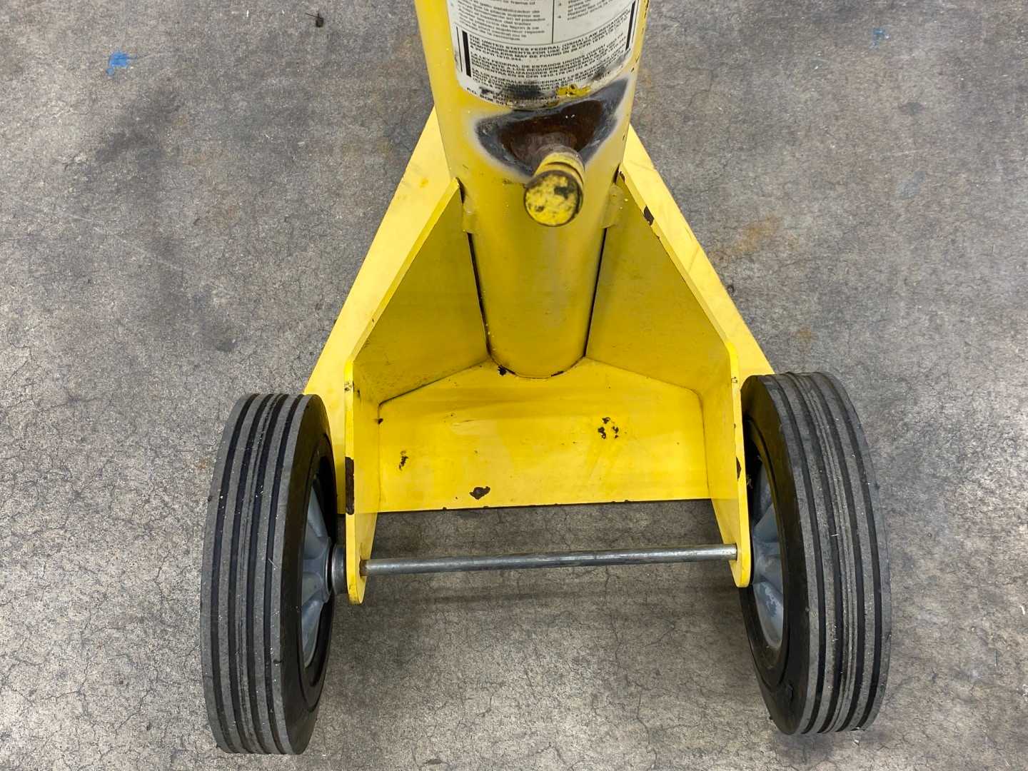Vestil SP-TOP-R Steel Ratchet Trailer Stabilizing Jack 100,000 lbs Capacity