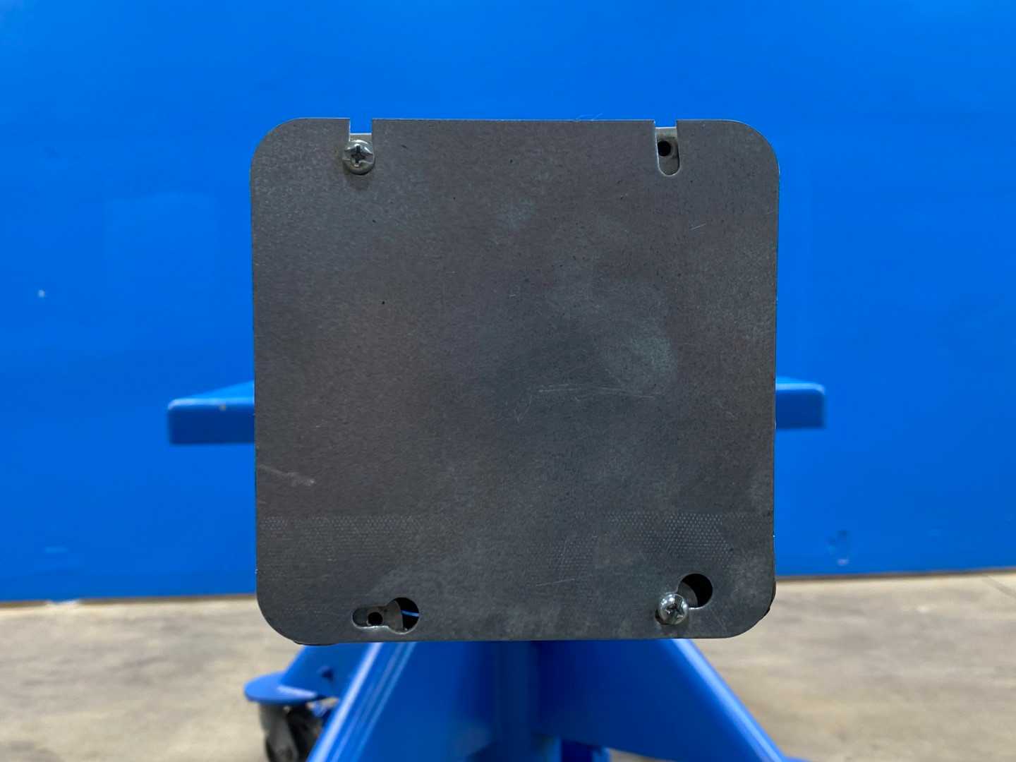 10.5' ALUMINUM Power & Data Distribution Pole Drop Down Cable Race 