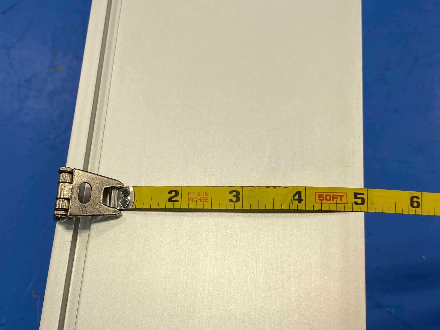 10.5' ALUMINUM Power & Data Distribution Pole Drop Down Cable Race 