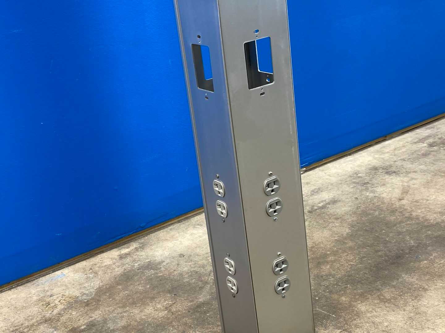 10.5' ALUMINUM Power & Data Distribution Pole Drop Down Cable Race 
