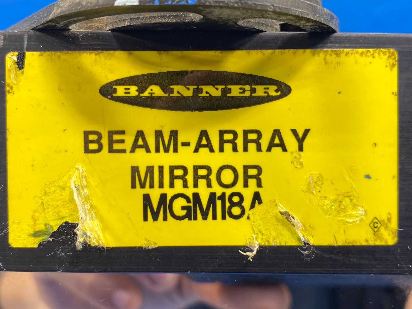 BANNER MGM18A BEAM-ARRAY MIRROR 