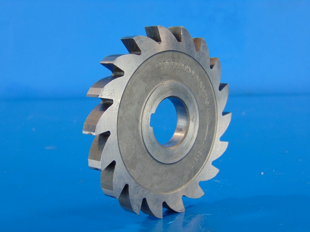 UTD CO. 4" x 3-8HS 1" Shaft - High-Strength Steel Shaft for Industrial Applications