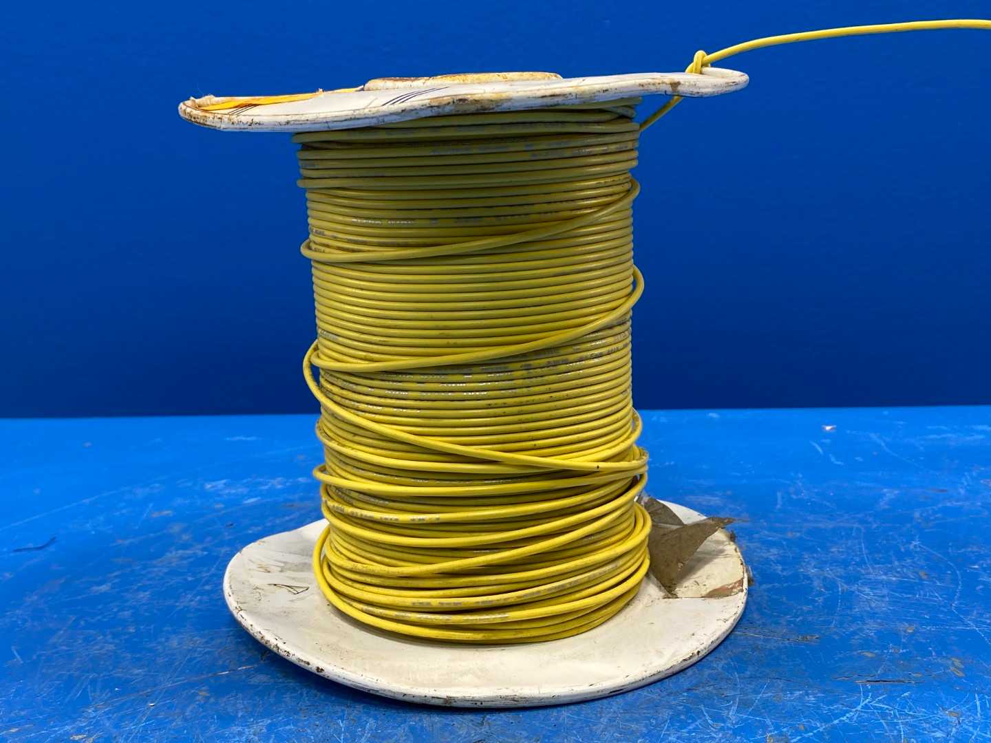 Alpha 22AWG 600V PVC STR Wire Yellow 500FT