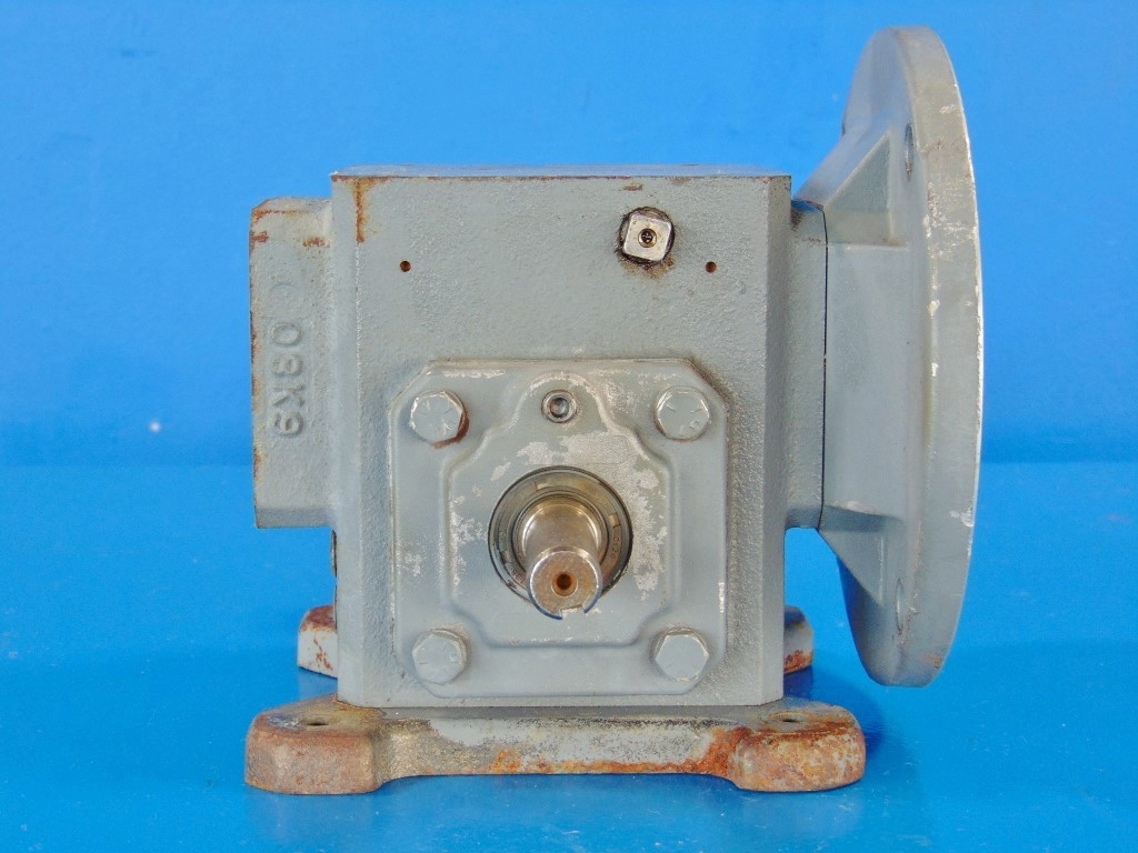 DAYTON 4Z007C 1725rpm 1HP 5:1 Gear Reducer