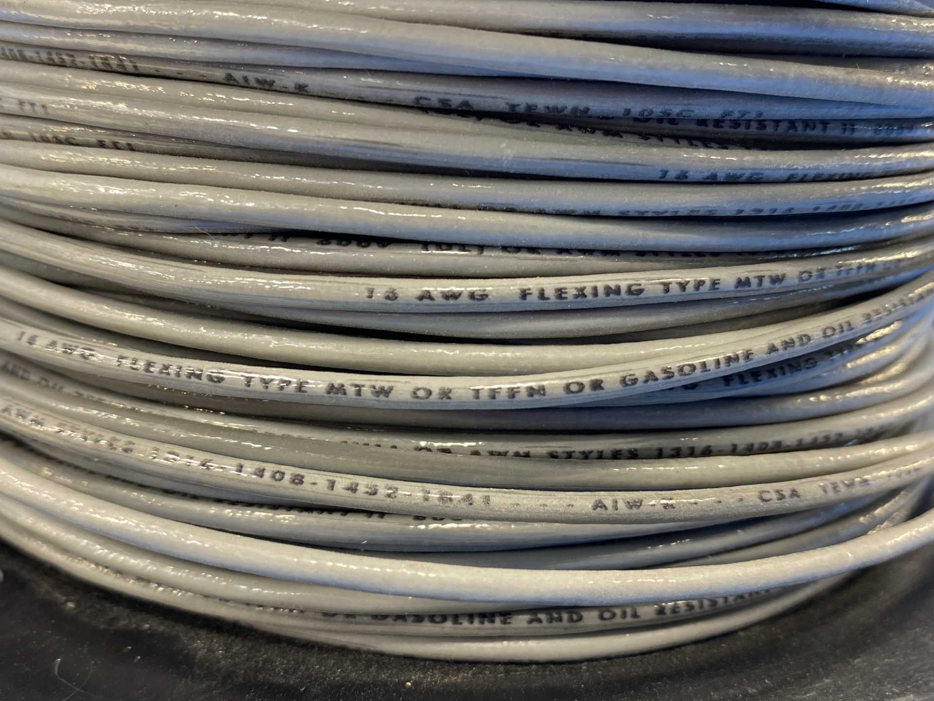 16 AWG Silver Copper Wire Type MTW or TFFN 380ft