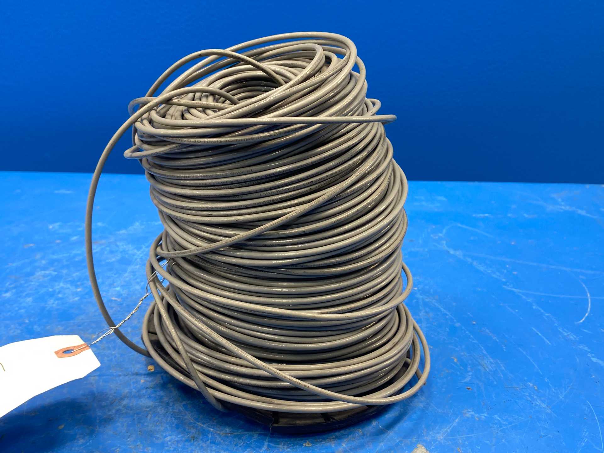 12 AWG Gray Copper Wire Type MTW or THHN 550FT