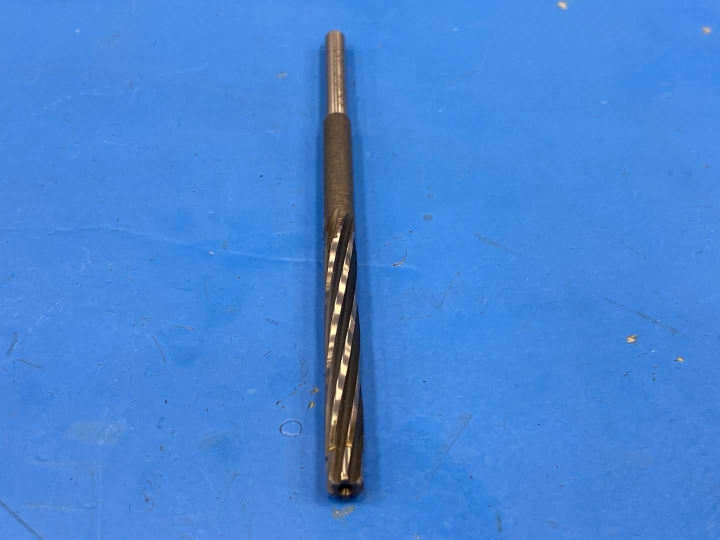 DRILL AMERICA  Spiral Reamer 5-1/2 x.2480 "