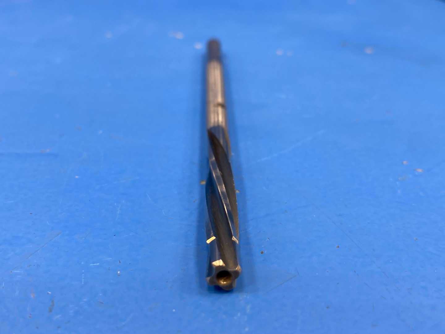 (F)  0.2658" x 0.2475" Chucking Reamers 