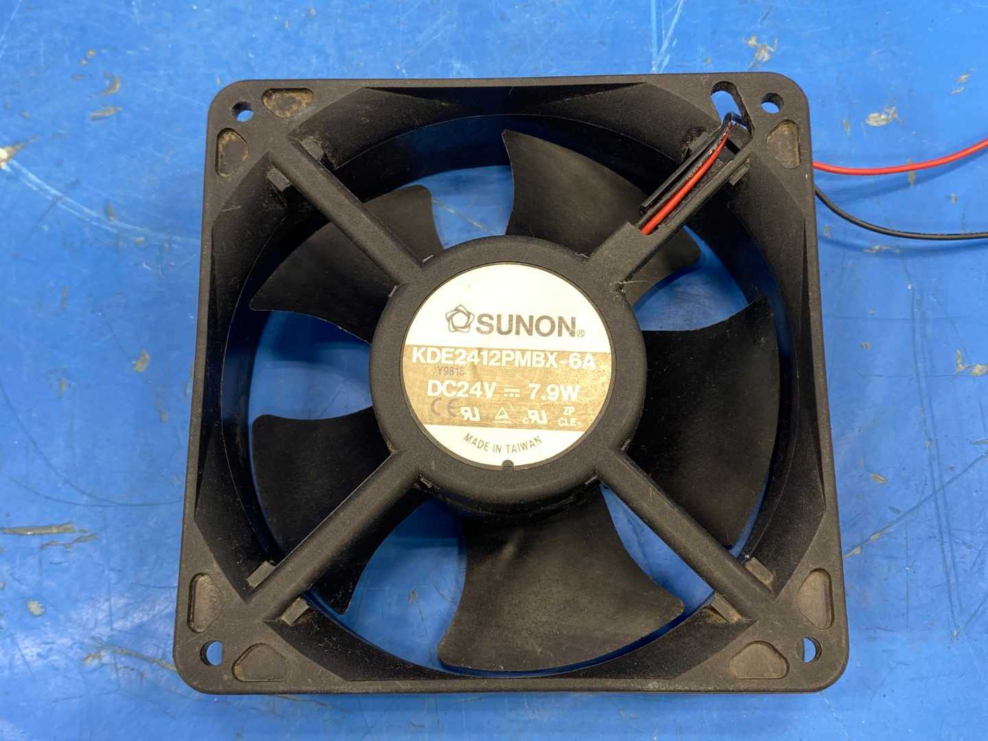 Sunon  KDE2412PMBX-6A  DC Brushless Fan