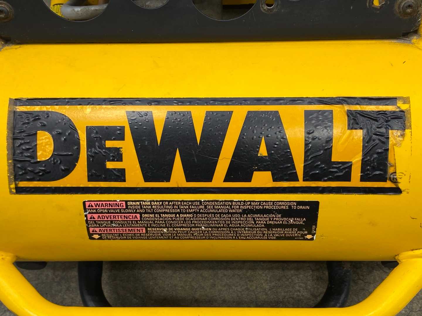 DeWalt Heavy-Duty 200 PSI 4.5 Gallon Electric Wheeled Compressor, Model D55146