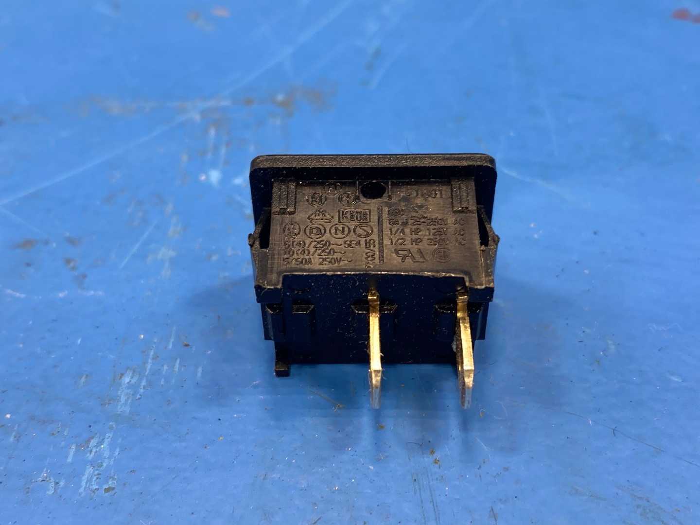 1801 On/Off Rocker Switch Connector 125/250V  6A