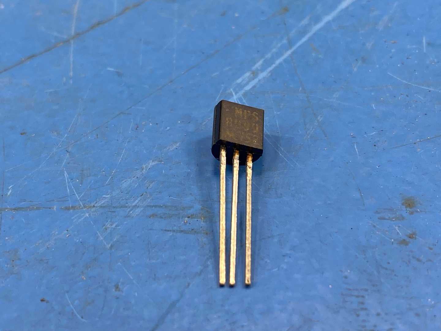 MPS 8099 AM752 NPN Transistor TO-92 Package