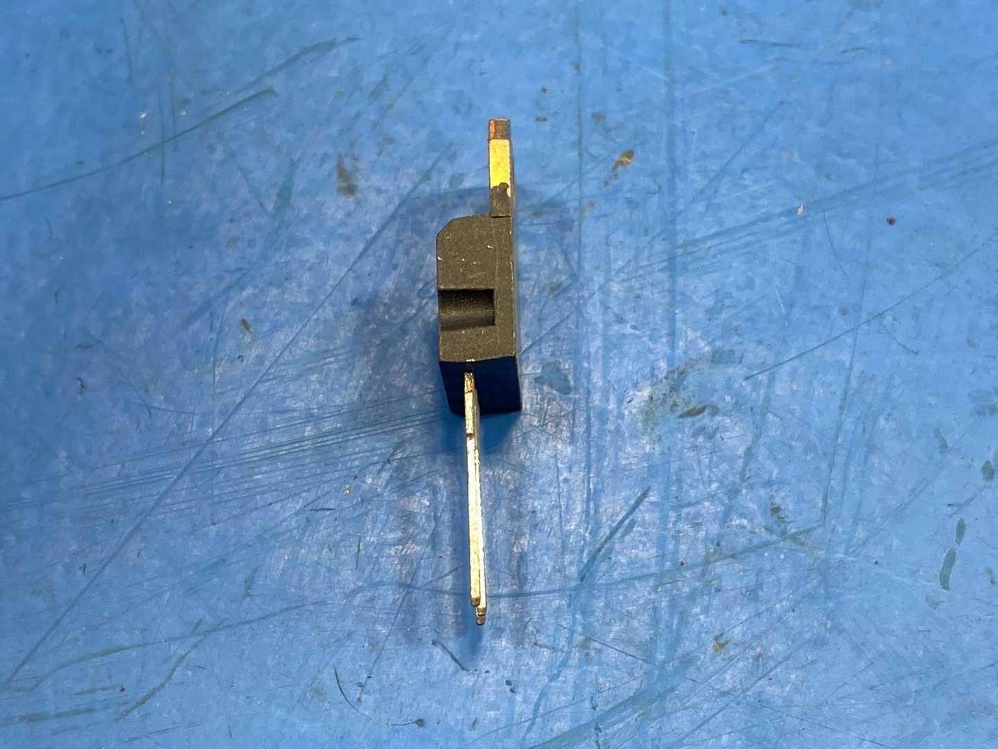 MOROCCO 3 Prong Diode 9722 TIP41C