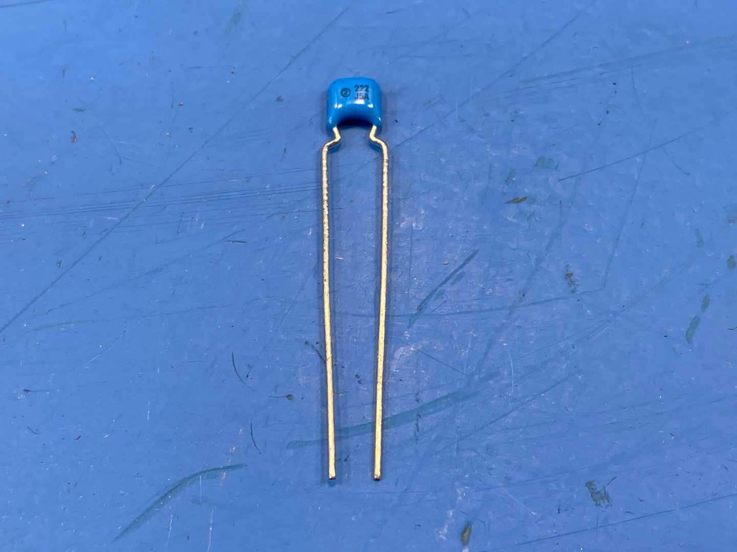 Multi-Layered Ceramic Capacitor 222J5A