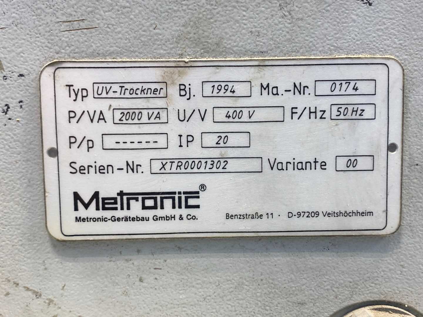Metronic UV-Trackner w/ VSK-S400 and Instron Model 1000