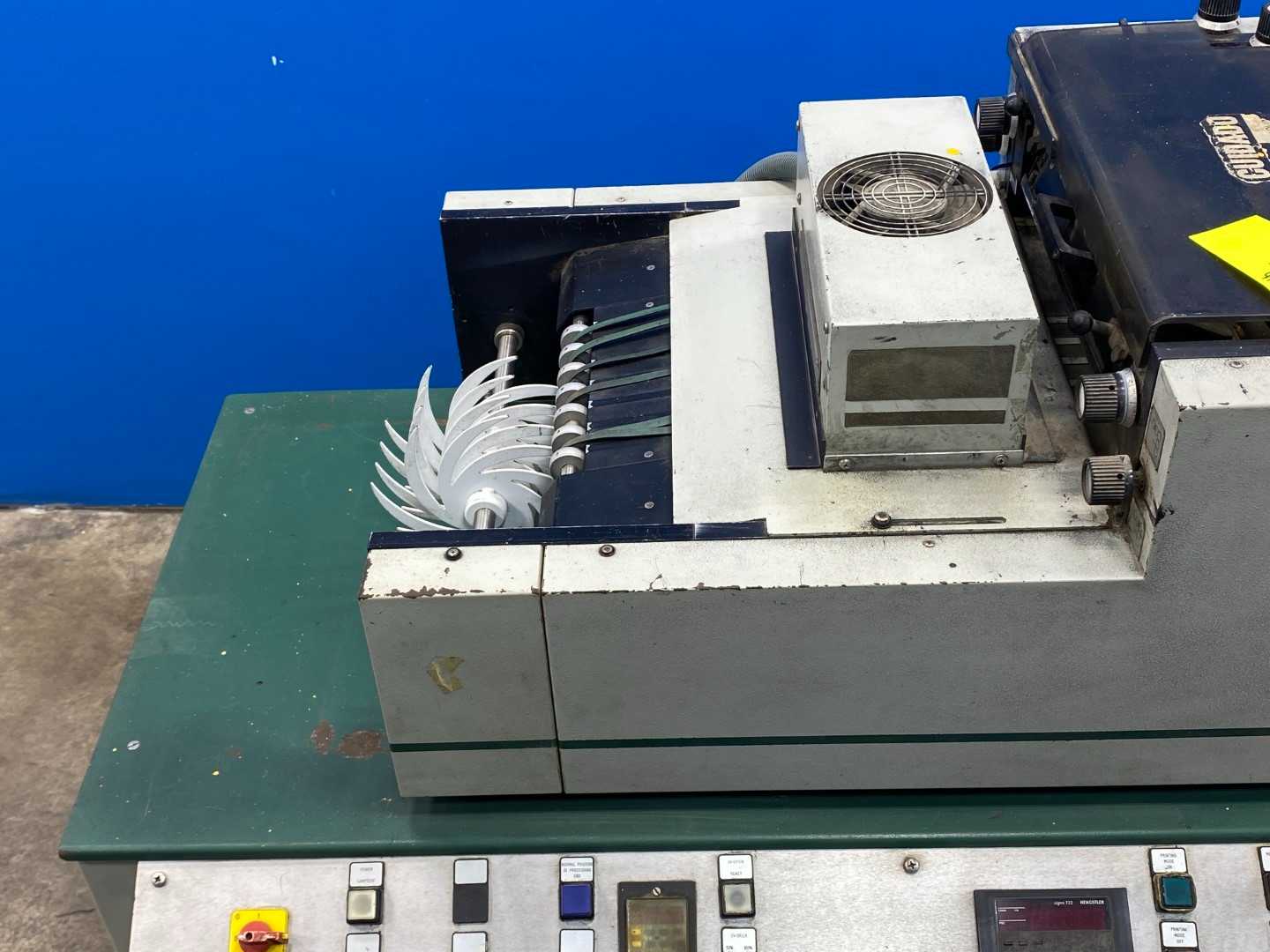 Metronic UV-Trackner w/ VSK-S400 and Instron Model 1000 – Precision UV Tracking System