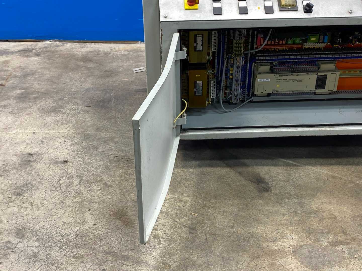 Metronic UV-Trackner w/ VSK-S400 and Instron Model 1000 – Precision UV Tracking System