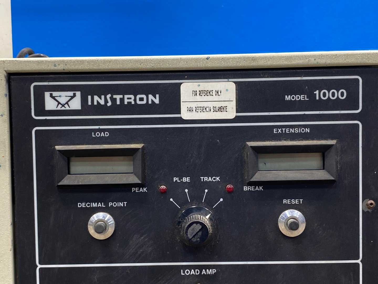 Metronic UV-Trackner w/ VSK-S400 and Instron Model 1000 – Precision UV Tracking System