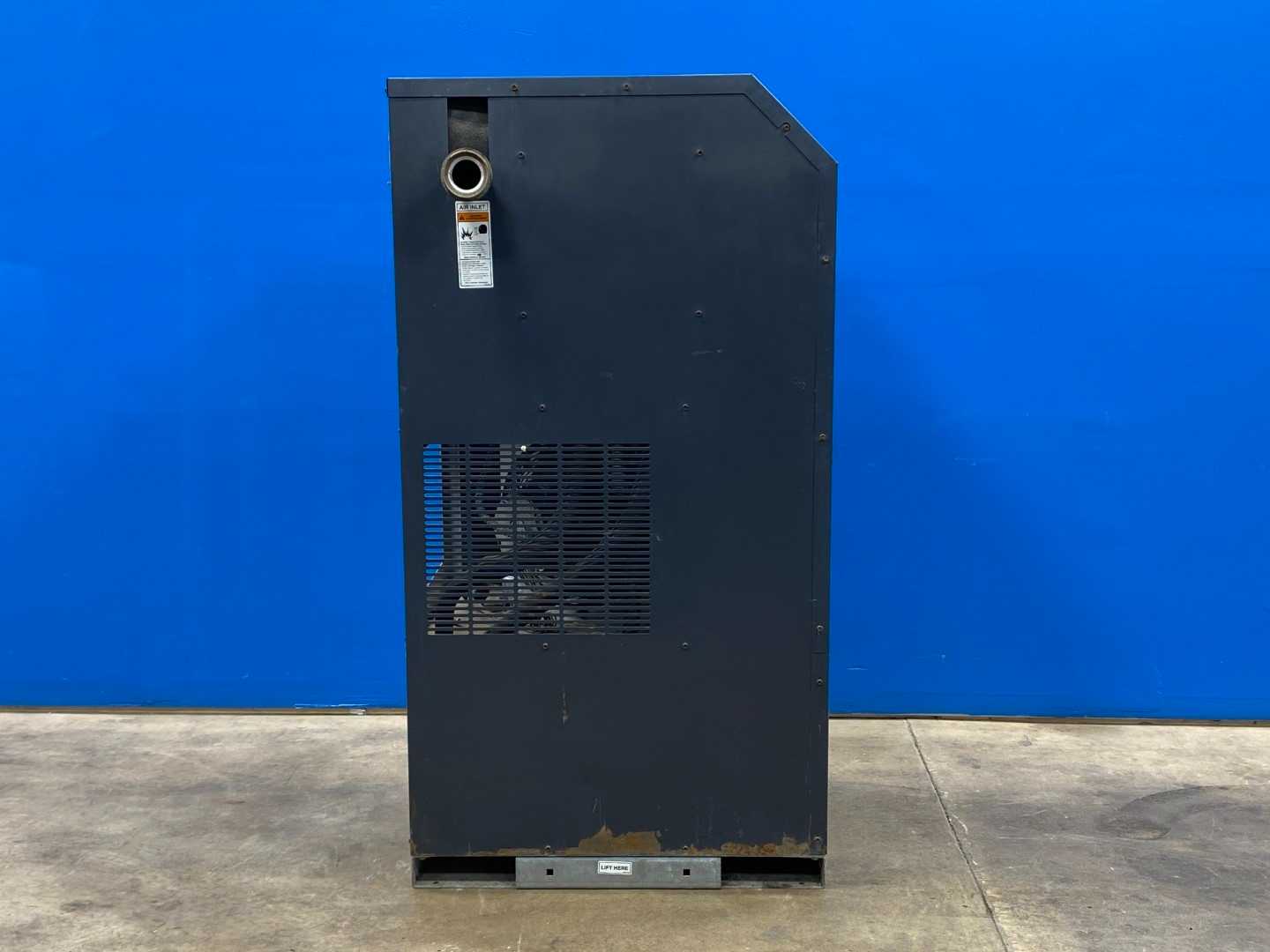 Zeks Heatsink 200HSGA400 Refrigerated Air Dryer - High-Efficiency Moisture Removal System
