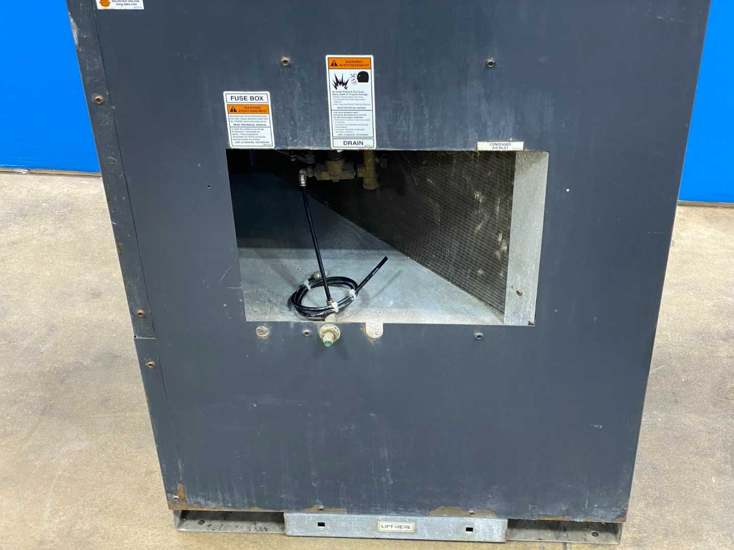 Zeks Heatsink 200HSGA400 Refrigerated Air Dryer - High-Efficiency Moisture Removal System
