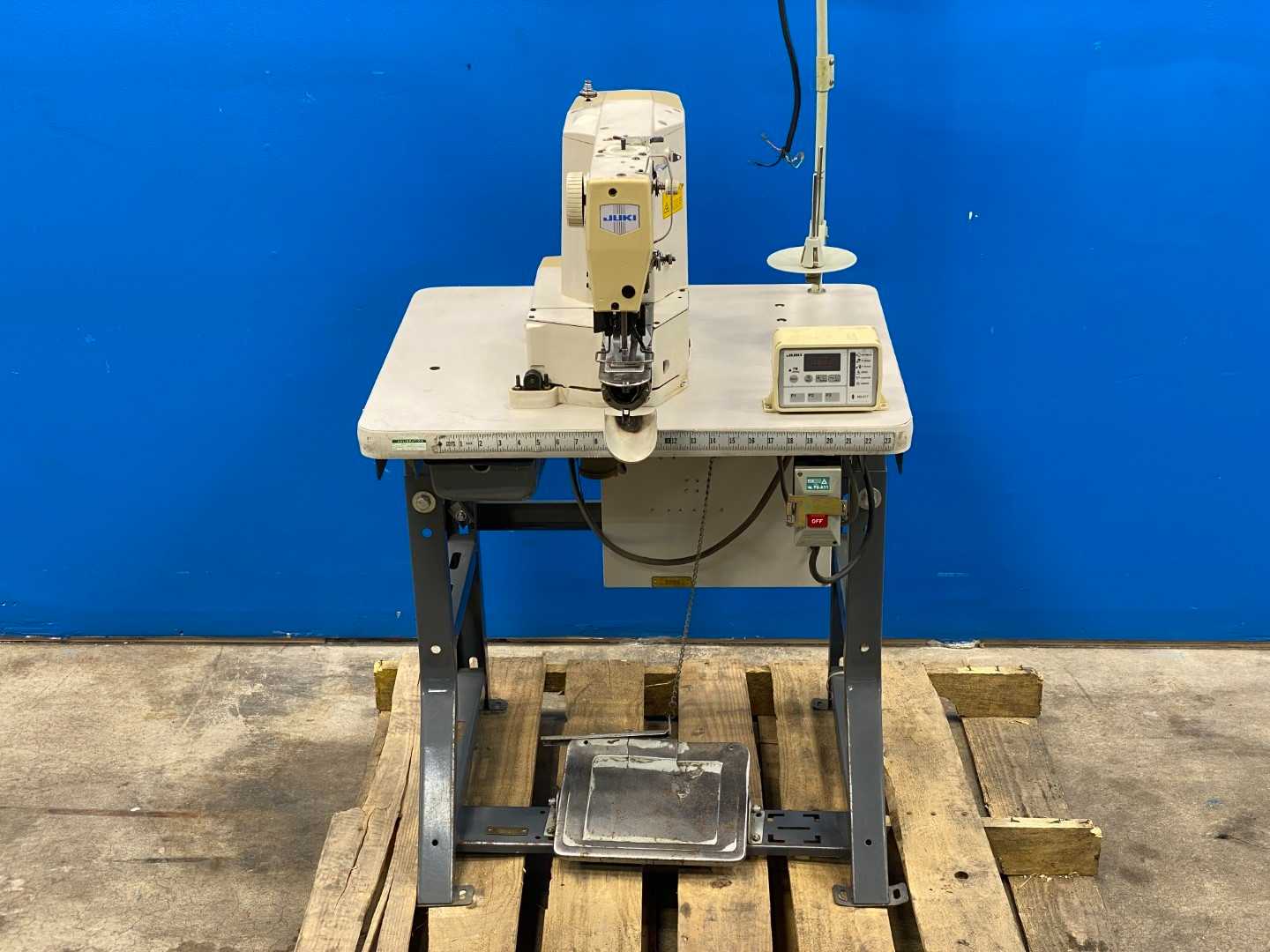 Juki LK-1900HS  heavy weight bartack industrial machine (FOR PARTS)