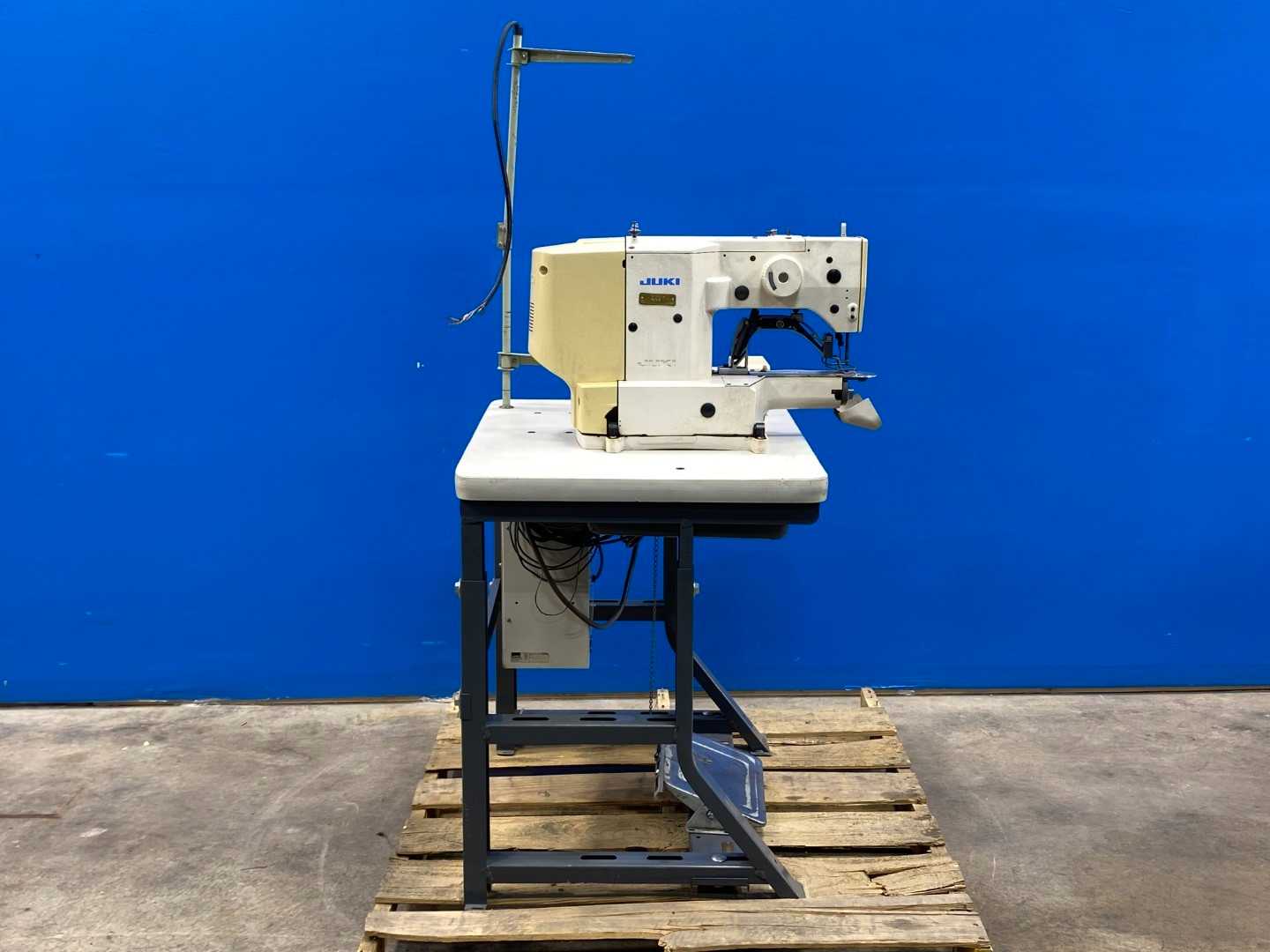 Juki LK-1900HS  heavy weight bartack industrial machine (FOR PARTS)