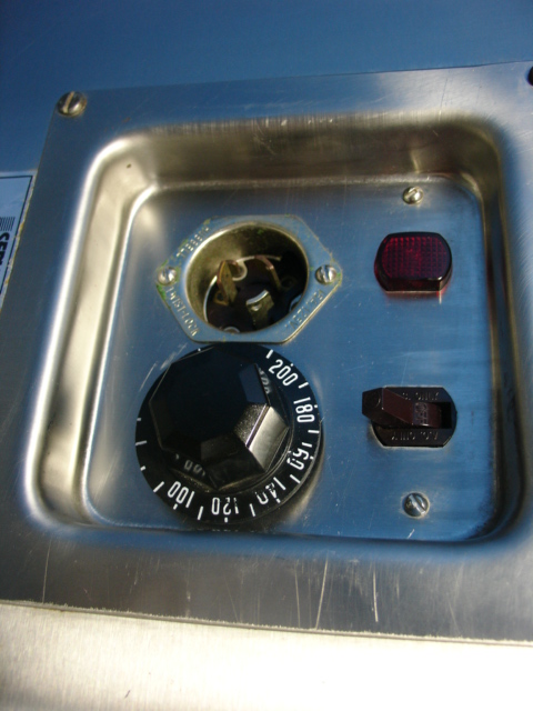 Servolift Eastern 2AT6-STH Heated 6" & 8" Dish plate Dispenser