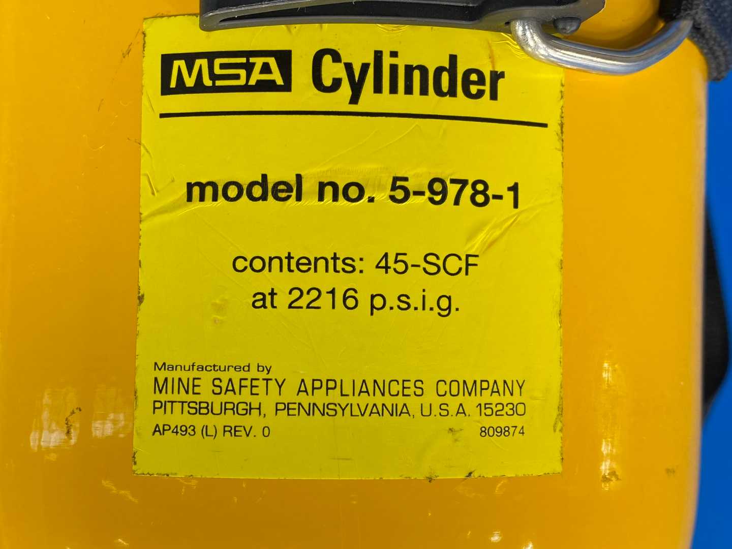 MSA 5-978-1 BREATHING APPARATUS MSA Cylinder 5-978-1 with MSA Respiratory Mask