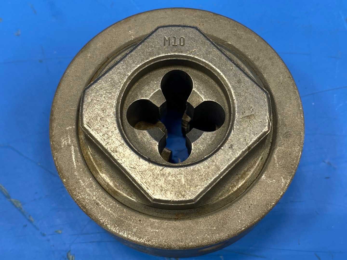 Little Giant 2-3/4" Threading Die 10M/M1.5