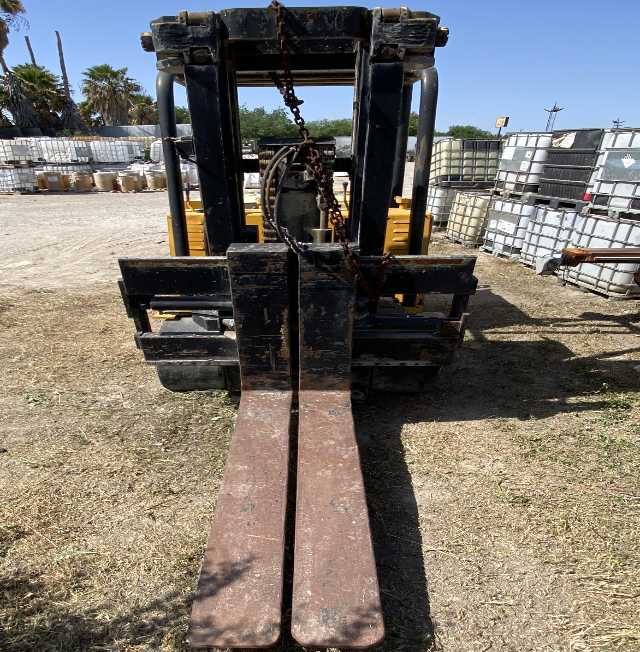 Yale Giant Electric Truck Forklift 72 Volt K410C300 30K Capacity 62" Forks