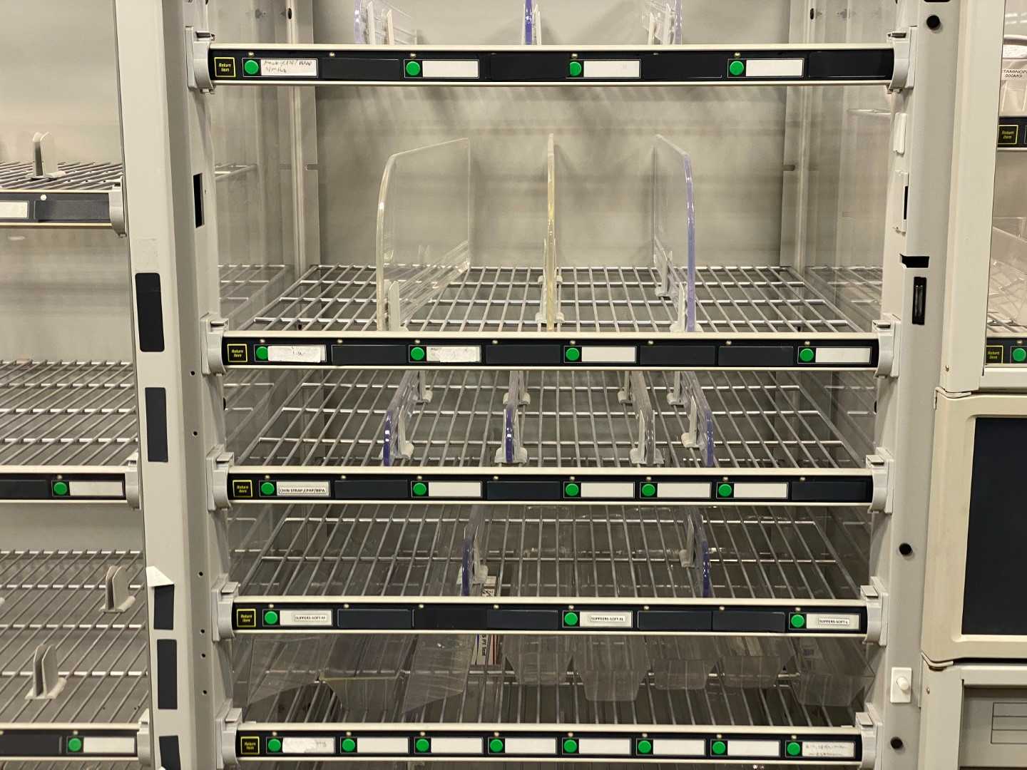 Omnicell 3 Cell 344 Medication Dispensing System - No SD Card - Secure Automated Pharmacy Solution