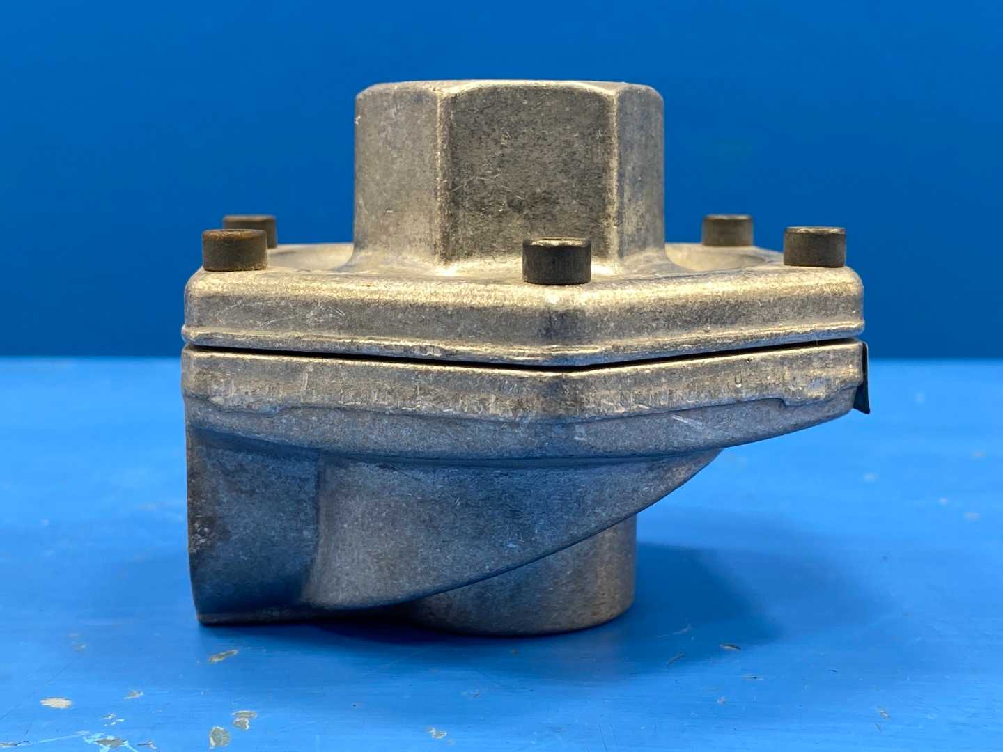 Parker No. 0R50VB Exhaust Valve