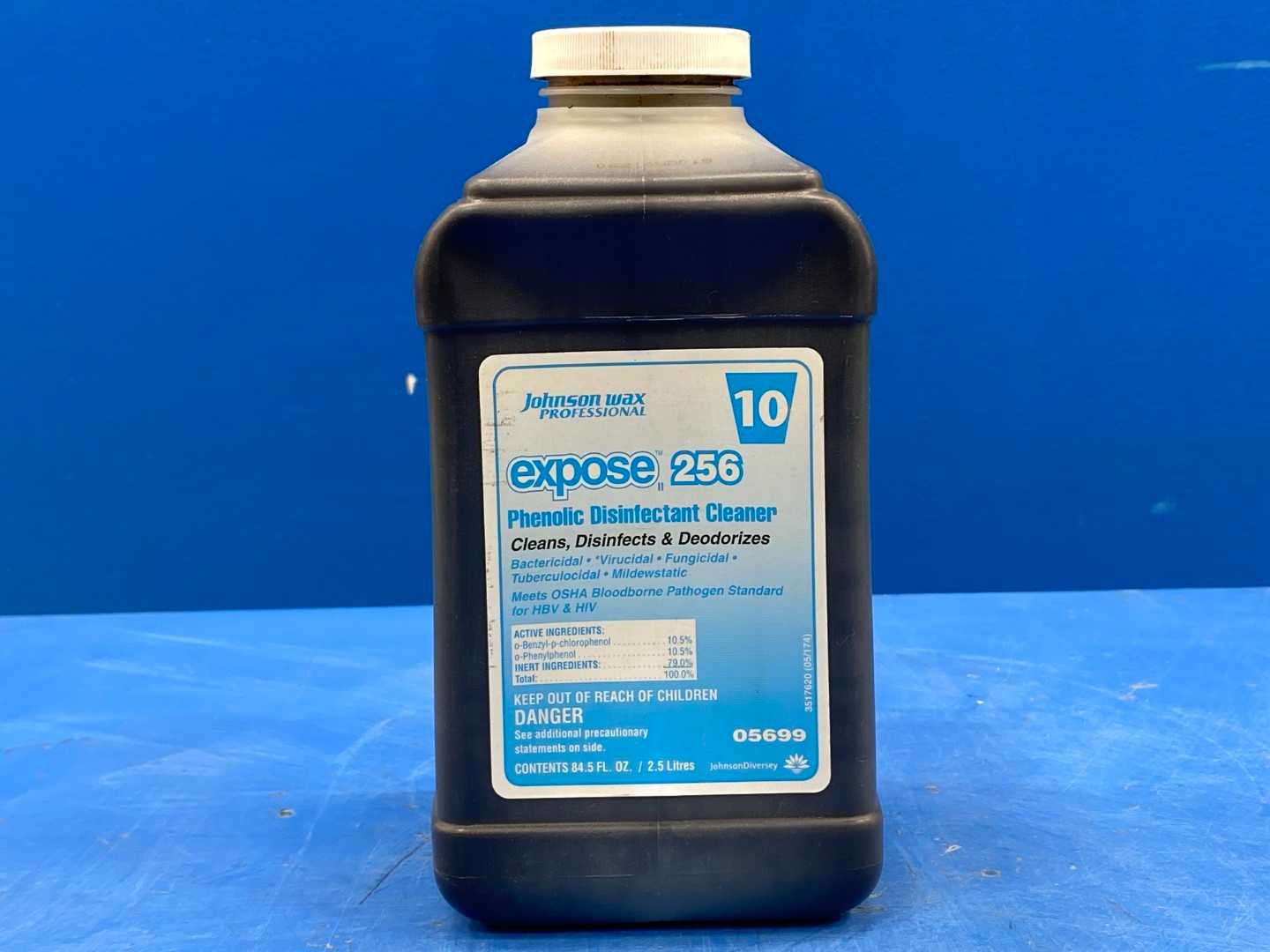 Johnson Wax Professional Expose 256 Phenolic Disinfectant Cleaner
