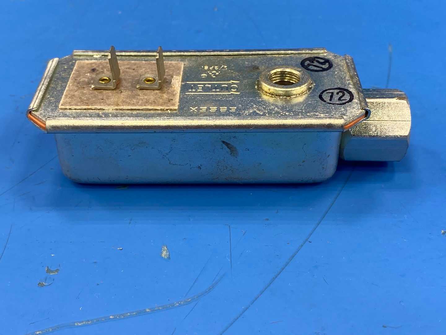 Essex  SX482B COMBINATION PILOT VALVE  482-302683-10  120v 